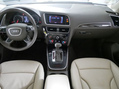 Used 2013 Audi Q5 2.0T Premium w/ Convenience Pkg AWD/4WD image 10
