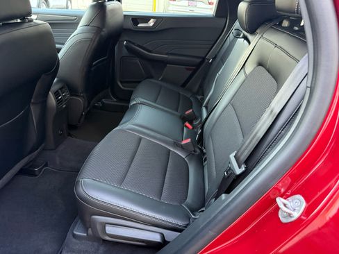 New 2026 Ford Escape SE image 5