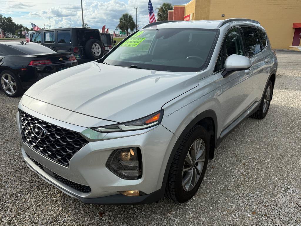 Used 2019 Hyundai Santa Fe SEL w/ Cargo Package FWD image 3