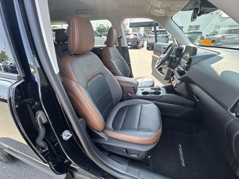 Used 2023 Ford Bronco Sport Outer Banks w/ Tech Package AWD/4WD image 28