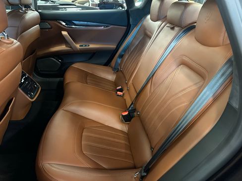 Used 2014 Maserati Quattroporte GTS image 19