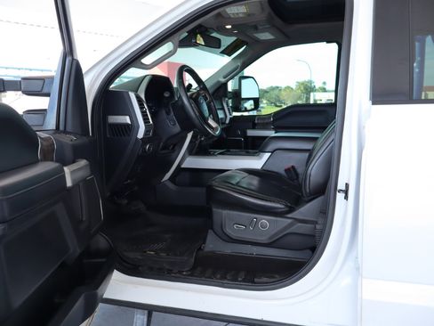 Used 2017 Ford F350 Lariat w/ Lariat Ultimate Package image 14