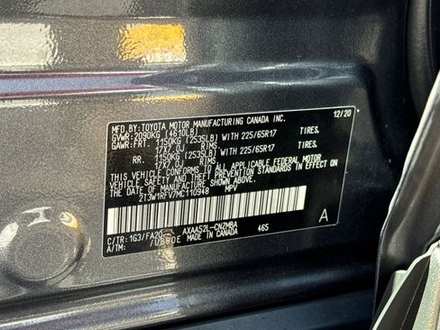 Certified 2021 Toyota RAV4 XLE w/ Carpet Mat Package (TMS) image 37