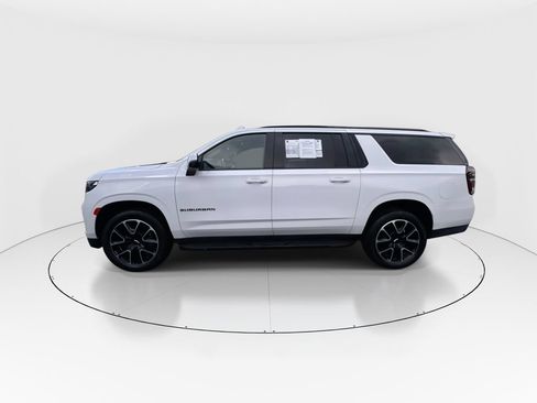 Used 2022 Chevrolet Suburban RST w/ Luxury Package AWD/4WD image 5