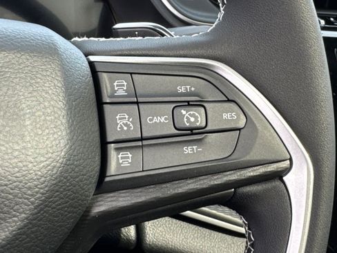 New 2025 Jeep Grand Cherokee Laredo X w/ Trailer Tow Package image 20