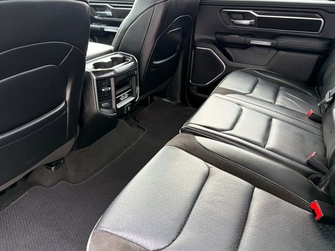 Used 2024 RAM 1500 Laramie image 11