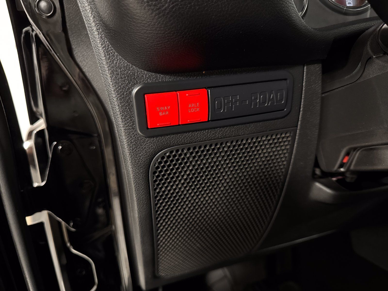 Used 2017 Jeep Wrangler Unlimited Rubicon AWD/4WD image 14