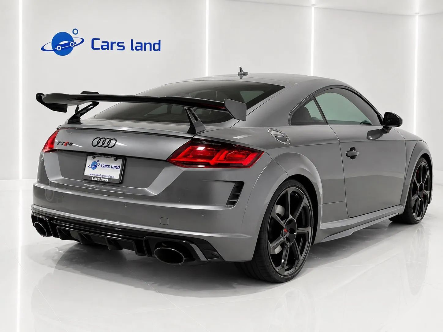 Used 2019 Audi TT RS w/ Technology Package AWD/4WD image 3