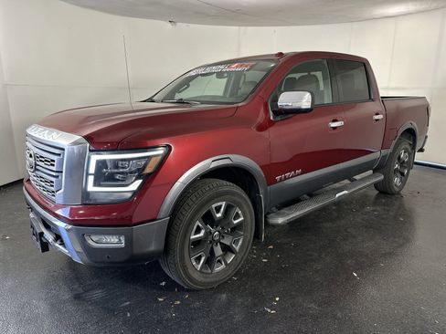 Certified 2021 Nissan Titan Platinum Reserve w/ Moonroof Package image 6