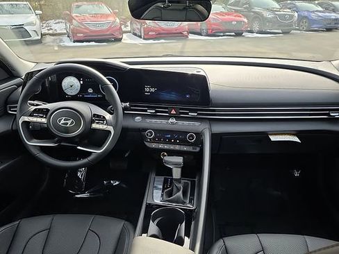 New 2026 Hyundai Elantra Limited image 20