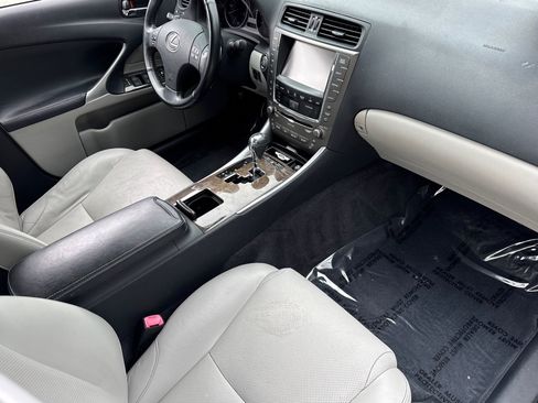 Used 2009 Lexus IS 250 RWD image 33