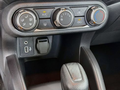 Used 2025 Nissan Versa S w/ Trunk Package FWD image 20