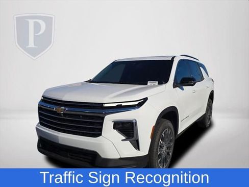 New 2026 Chevrolet Traverse LT w/ Sun and Wheel Package image 11