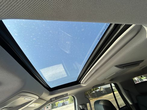 Used 2016 Chevrolet Tahoe LTZ RWD image 30