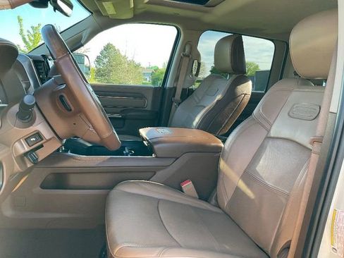 Used 2022 RAM 3500 Limited image 15