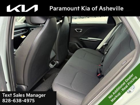 New 2026 Kia K4 LXS image 20