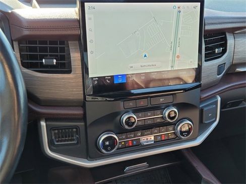 Used 2023 Ford Expedition Max Limited image 21