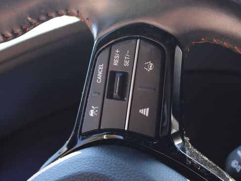 Used 2024 Honda HR-V Sport image 13