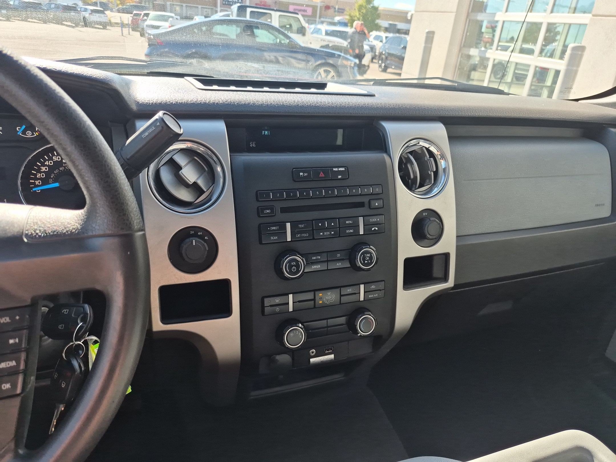 Used 2014 Ford F150 XLT AWD/4WD image 24