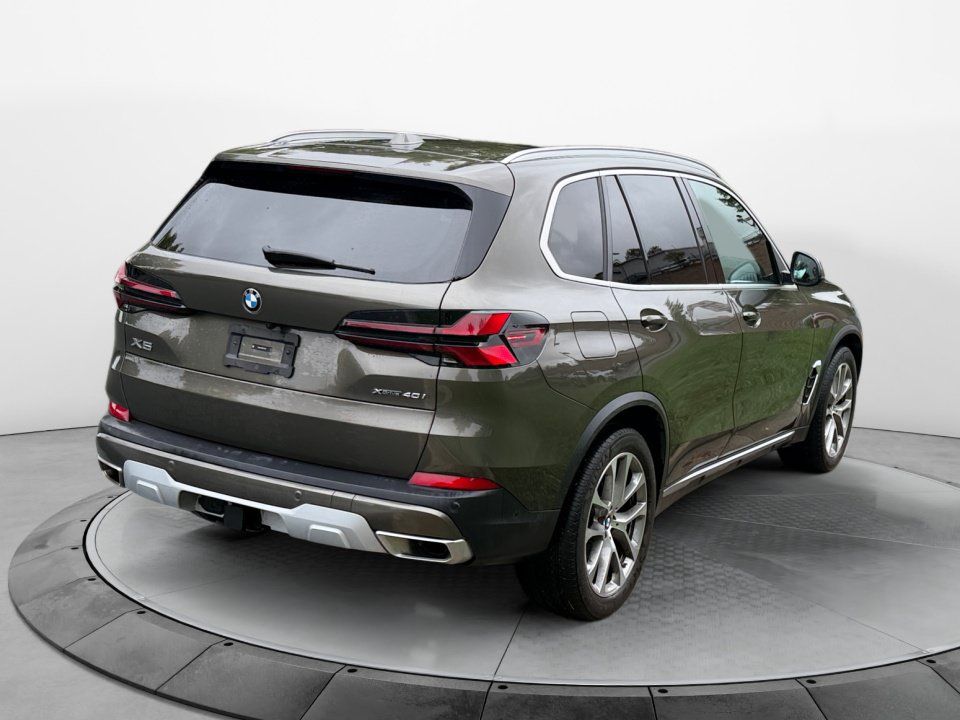 Used 2024 BMW X5 xDrive40i w/ Executive Package AWD/4WD image 7