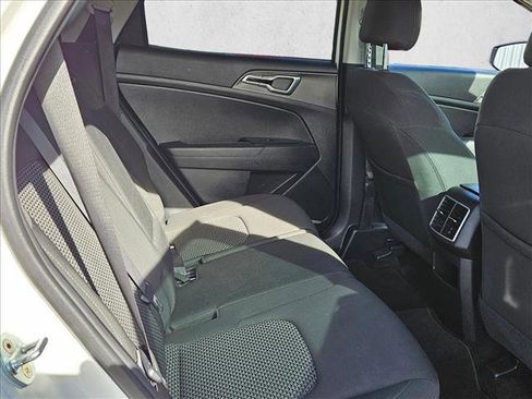 Used 2023 Kia Sportage LX image 22