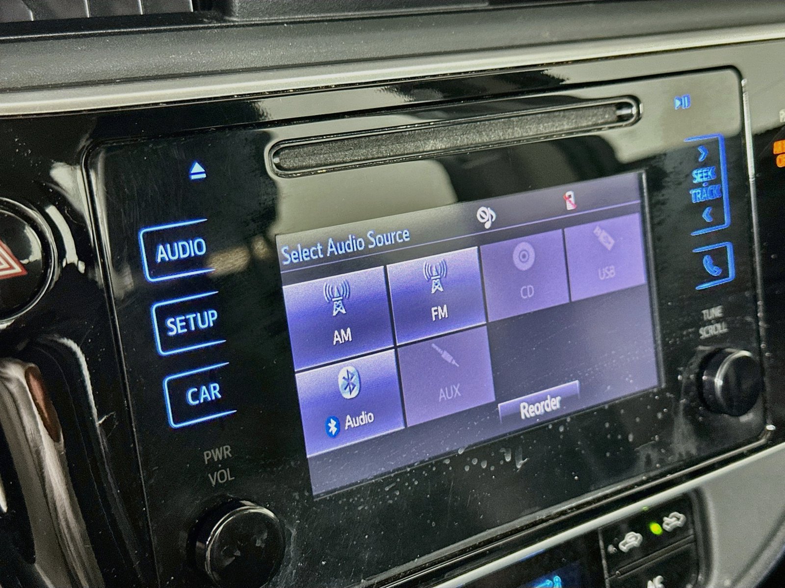Used 2017 Toyota Corolla SE FWD image 14
