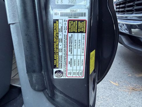 Used 2015 Toyota Tacoma 4x4 Access Cab image 43