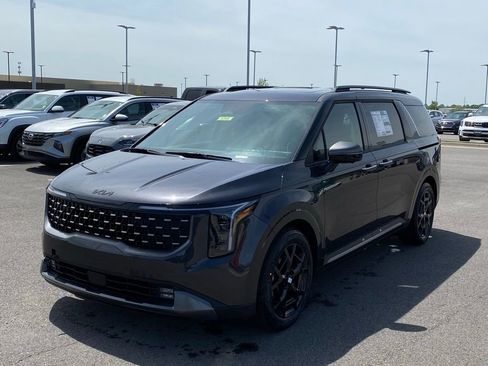 New 2026 Kia Carnival SX Prestige image 3