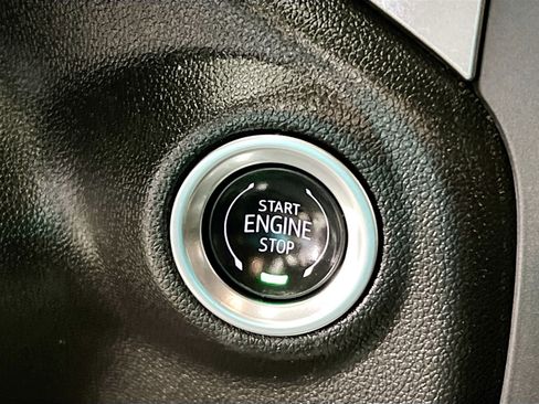 Used 2025 Chevrolet Silverado 2500 W/T AWD/4WD image 19