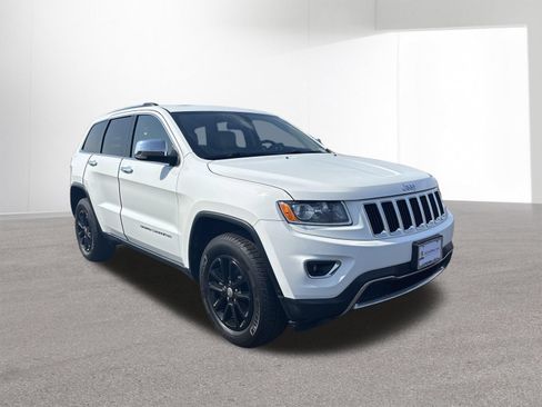 Used 2015 Jeep Grand Cherokee Limited w/ Trailer Tow Group IV AWD/4WD image 2