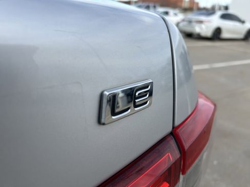 Used 2013 Toyota Corolla LE image 8