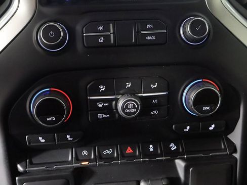 Used 2019 Chevrolet Silverado 1500 LT image 41