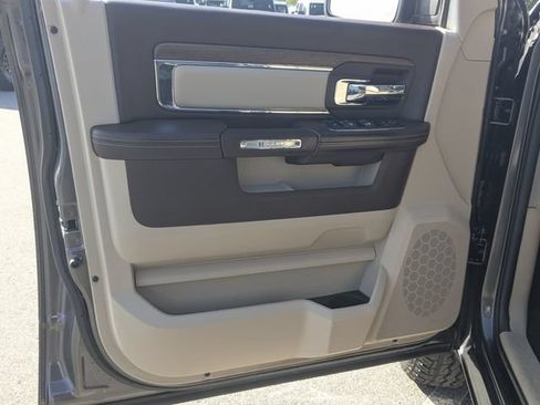 Used 2017 RAM 1500 Laramie w/ Convenience Group AWD/4WD image 9