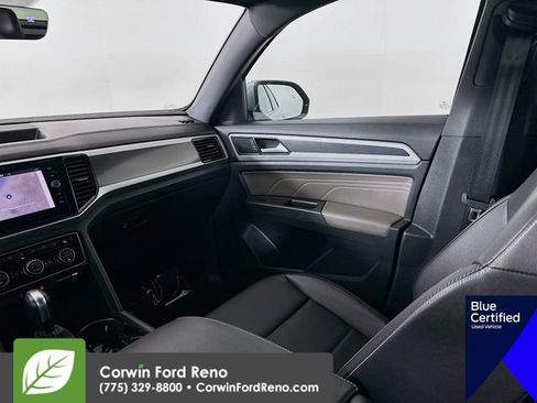 Used 2022 Volkswagen Atlas Cross Sport SEL R-Line image 29