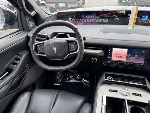 New 2025 Lincoln Navigator L Reserve w/ Jet Appearance Package image 14