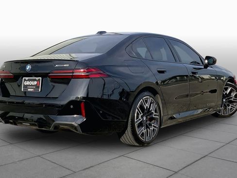 Used 2026 BMW i5 eDrive40 w/ M Sport Package AWD/4WD image 11