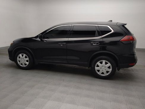Used 2019 Nissan Rogue S AWD/4WD image 3