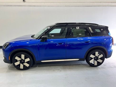 Certified 2025 MINI Cooper Countryman S image 2