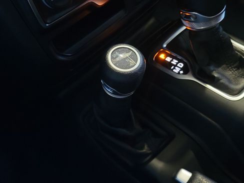 Certified 2022 Jeep Wrangler Sport AWD/4WD image 28