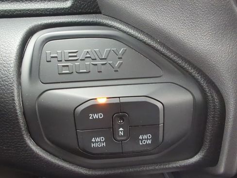 New 2025 RAM 2500 Laramie w/ Night Edition AWD/4WD image 27