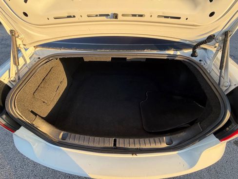 Used 2009 Pontiac G8 w/ Premium Package image 18