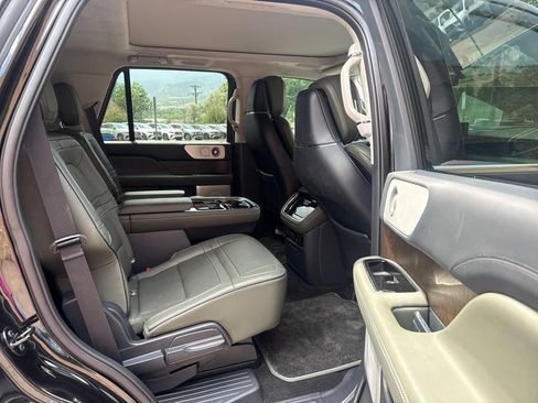 Used 2023 Lincoln Navigator Black Label AWD/4WD image 24