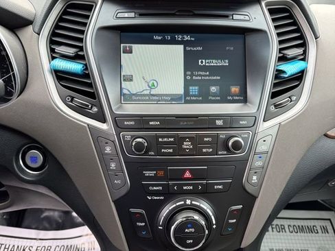 Used 2018 Hyundai Santa Fe Limited image 18