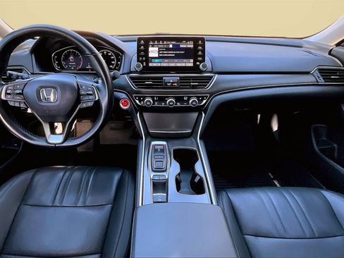 Used 2022 Honda Accord Touring image 15
