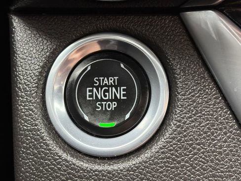 Used 2024 Buick Envista Sport Touring w/ Experience Buick Package image 49