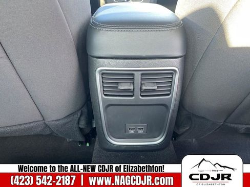 New 2023 Dodge Charger SXT image 18