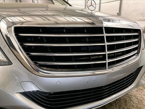 Used 2015 Mercedes-Benz S 550 4MATIC Sedan image 29