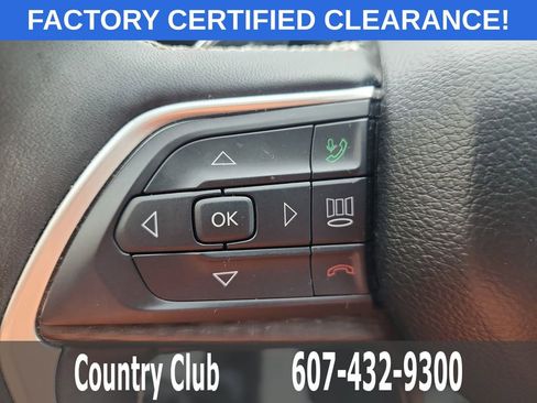 Used 2024 Jeep Grand Cherokee L Altitude AWD/4WD image 20