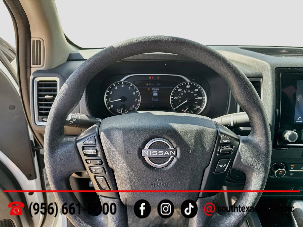 Used 2024 Nissan Frontier SV RWD image 14