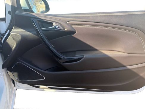 Used 2019 Buick Cascada Premium FWD image 19